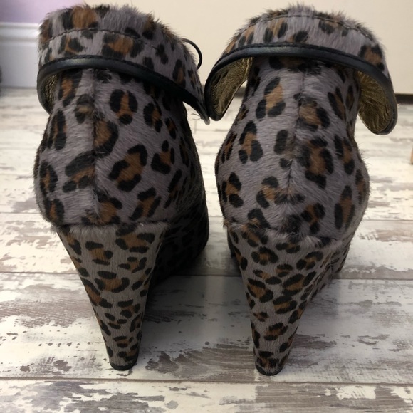 dani black wedge Gray leopard pony hair heels - Picture 3 of 8